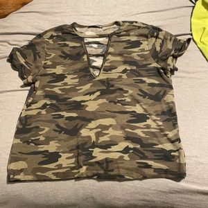 Camo fitted tee